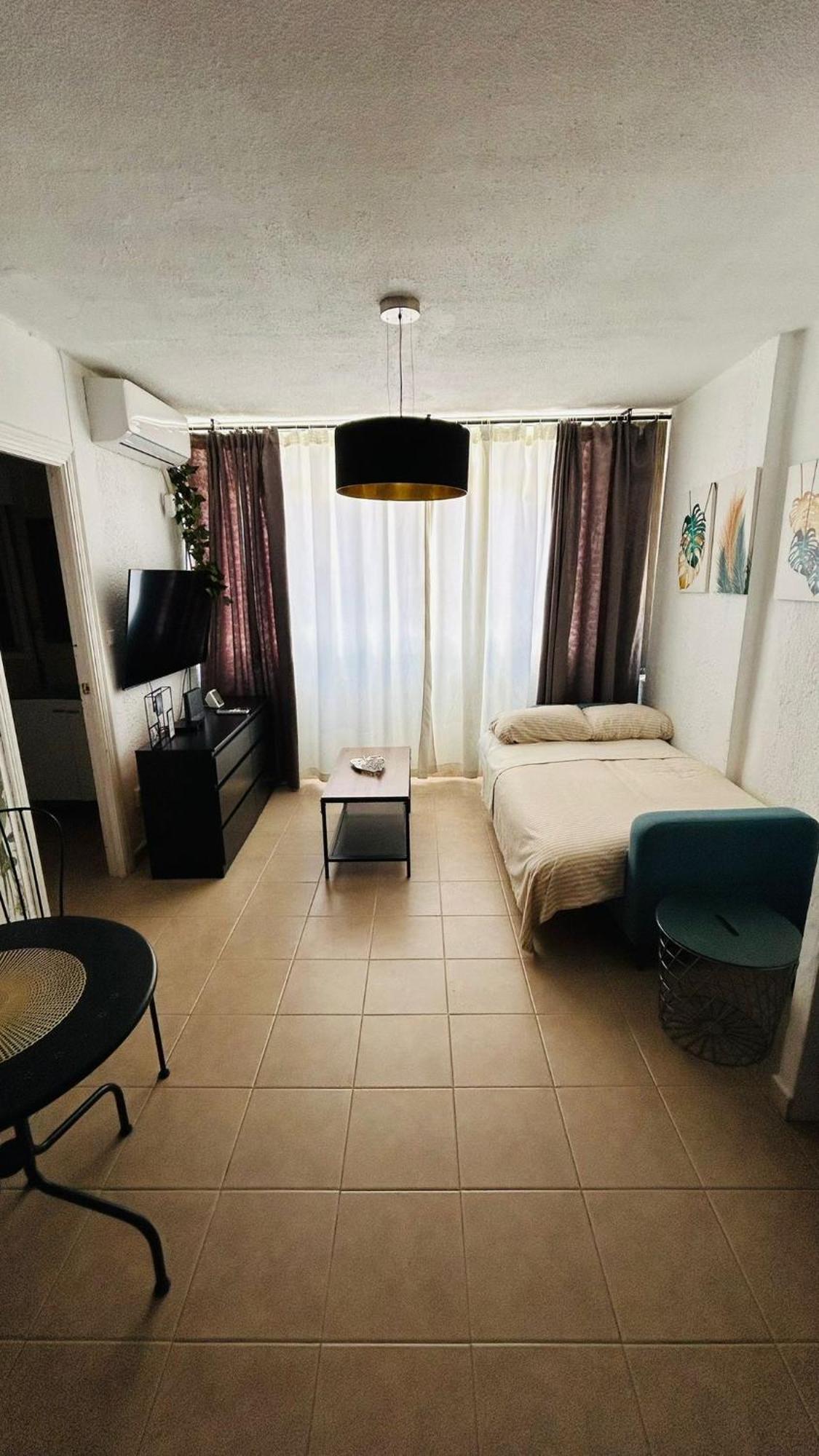 Estudio Amplio En El Corazon De Torremolinos Buitenkant foto